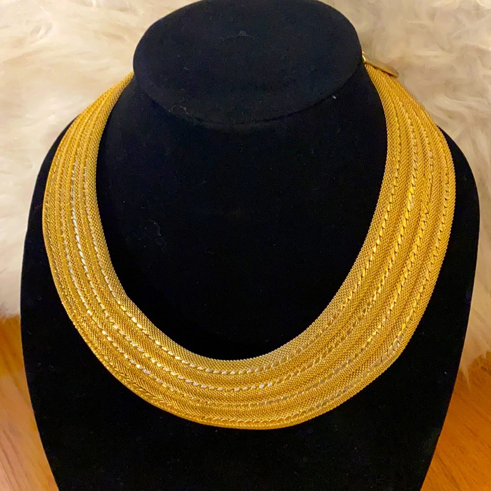 SHOWSTOPPER! BCBGMaxAzria ✨Gold Cleopatra Necklace✨